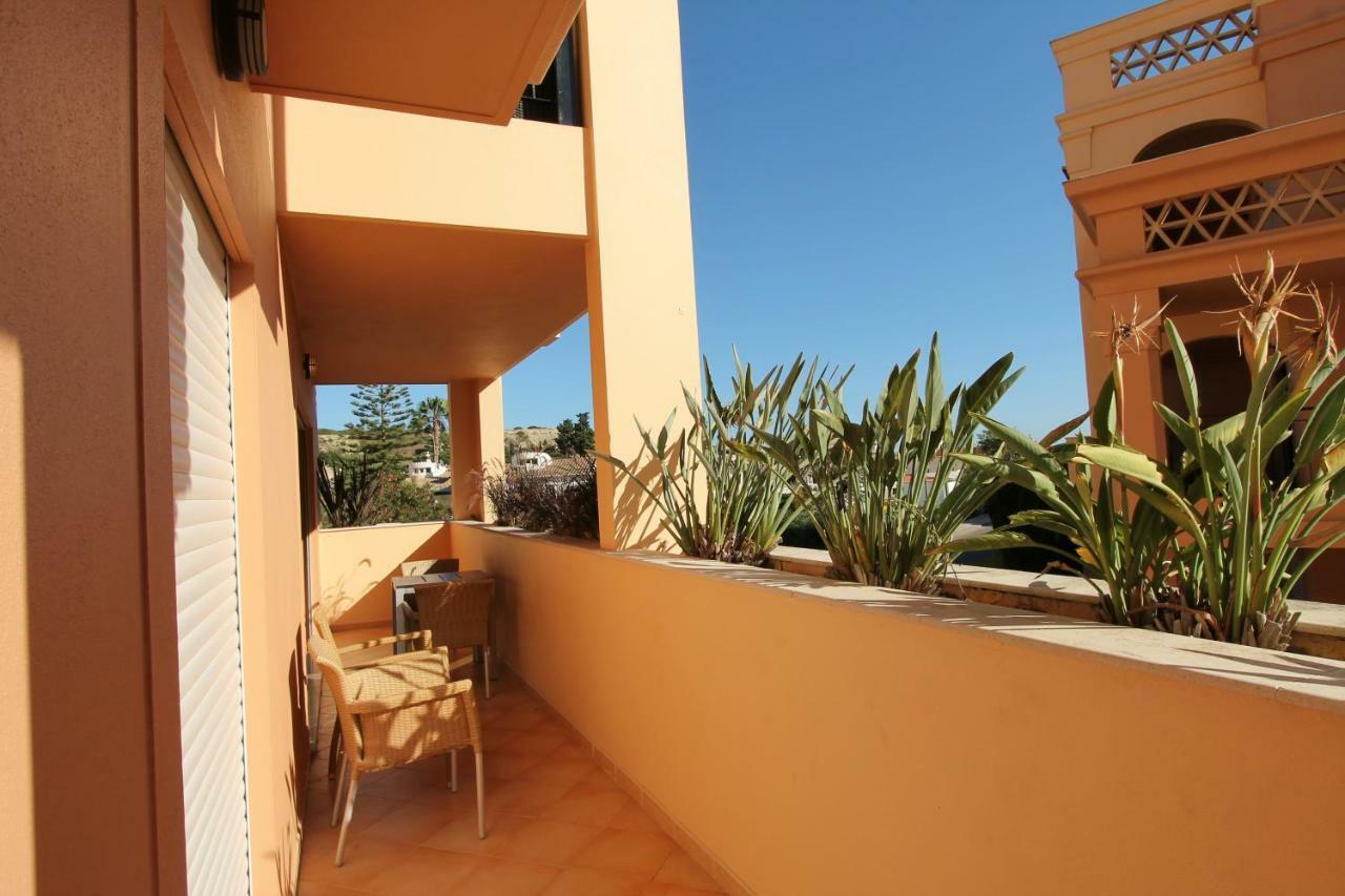 Luz Beach Luxury Apartment ภายนอก รูปภาพ
