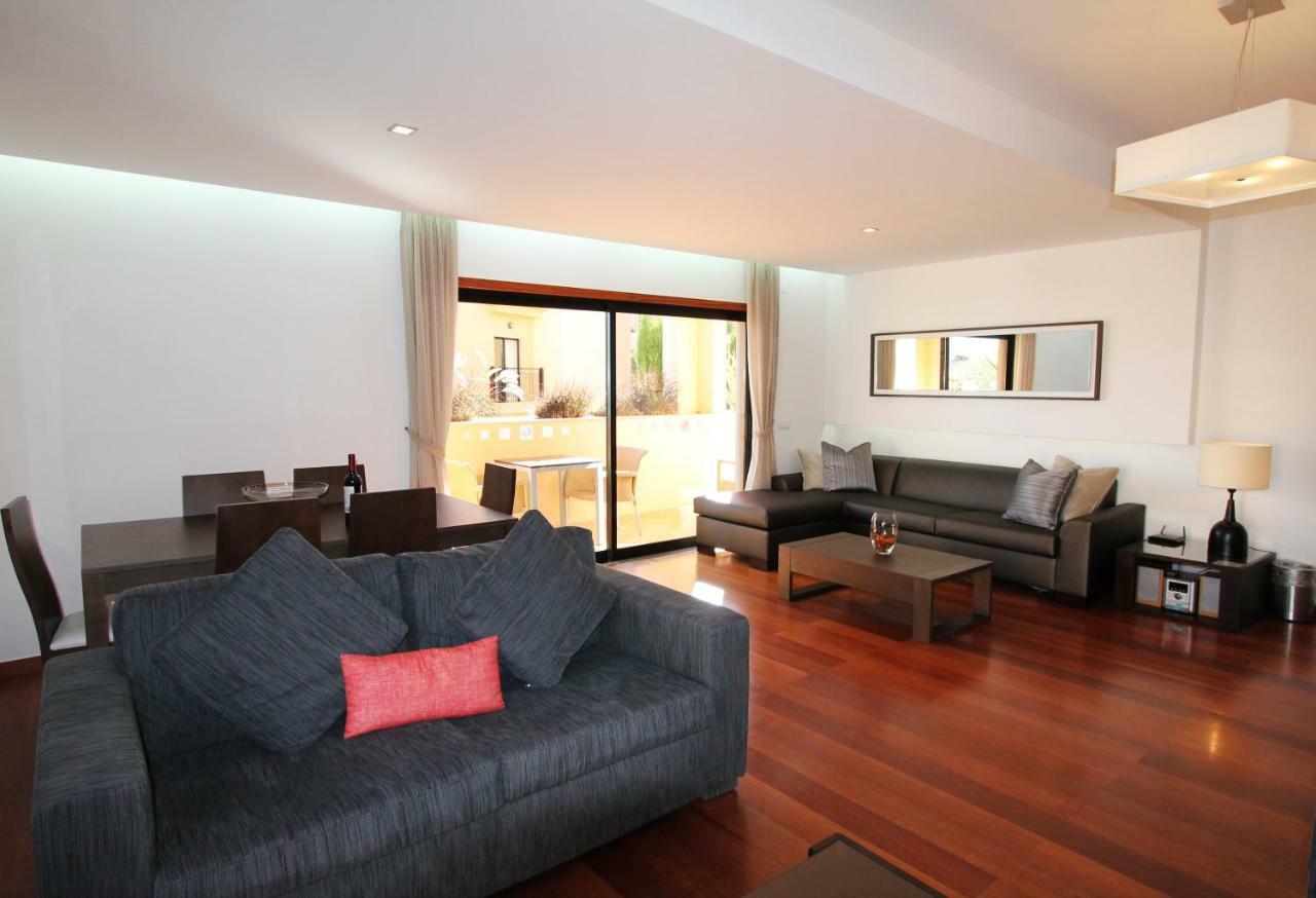 Luz Beach Luxury Apartment ภายนอก รูปภาพ